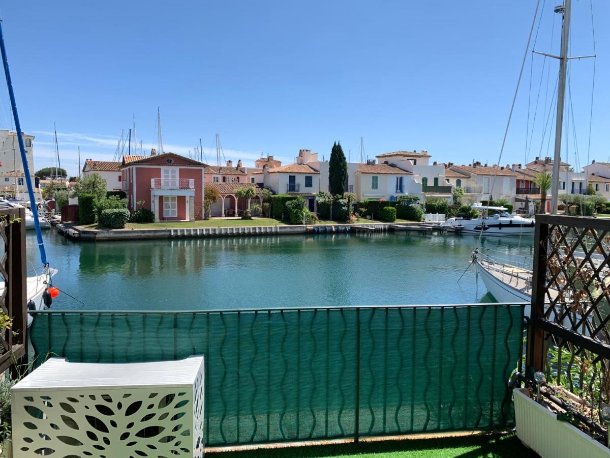 Appartement Rue De L'Amarrage A Port Grimaud Avec Terrasse Vue Canaux Et Garage Экстерьер фото