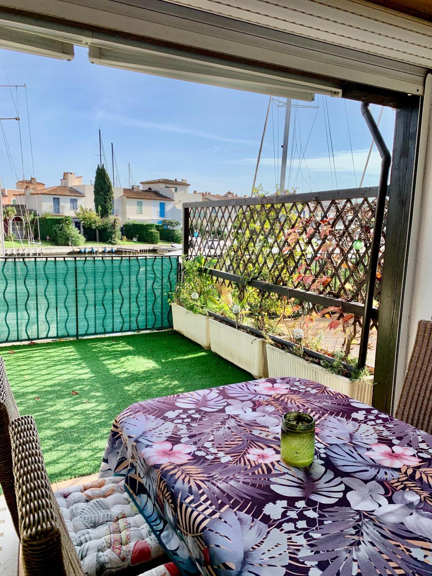 Appartement Rue De L'Amarrage A Port Grimaud Avec Terrasse Vue Canaux Et Garage Экстерьер фото